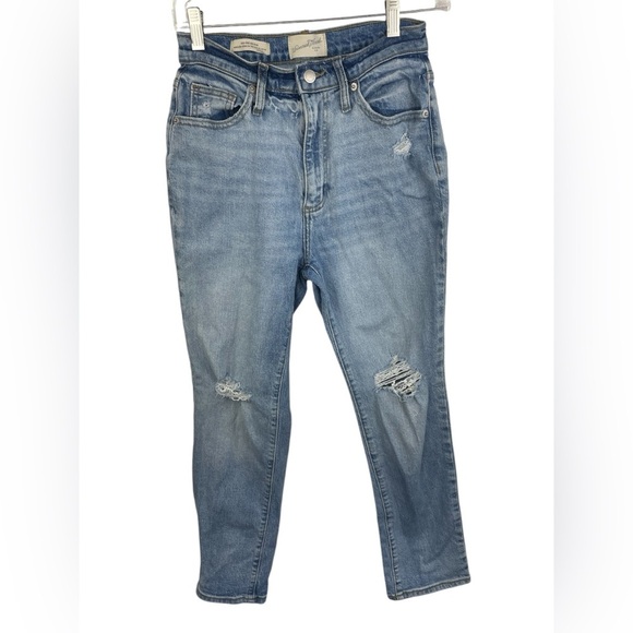 Universal Thread Light Wash Denim Distressed High-Rise 90’s Slim Jeans 4R W - Picture 1 of 14